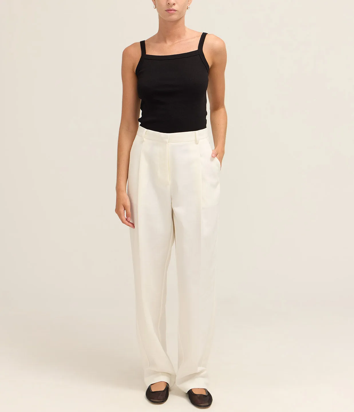 Tailored Pleat Pant in White